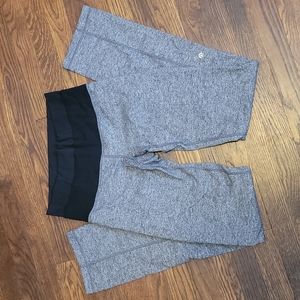 Lululemon Straight Leg 6